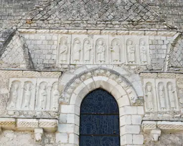 P1110142 Romanesque garble.
