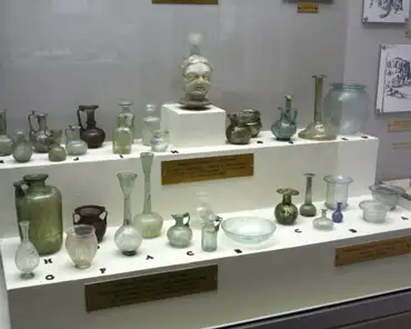 IMG_7805 Gallo-roman glass, 2nd century AD.