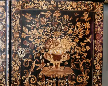 P1000669 Cabinet, wood and marquetry, Paris, ca. 1670.