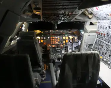 IMG_9812 Cockpit.