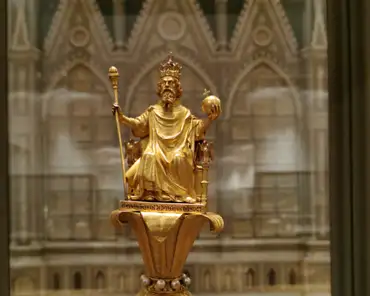 IMG_20200111_150912 Scepter of Charles V, Paris, 1370-1379, gold and pearls, from the treasury of Saint-Denis . The statue depicts Charlemagne. The scepter was commissioned by...