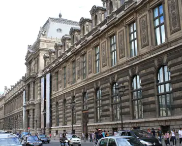 img_0120 Facade of the palace-museum (rue de Rivoli side).