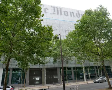 P1200095 Le Monde newspaper former headquarters.
