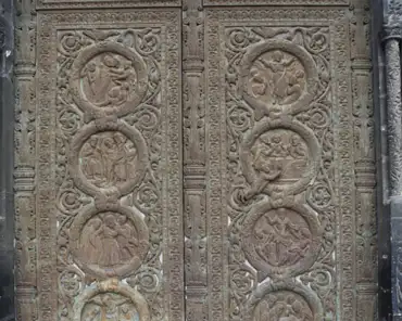 IMG_6669 Carved wooden door.