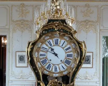 P1080232 Louis XV cartel clock, 1st half of the 18th century.
