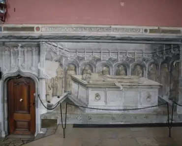 IMG_9660 Trompe-l'oeil tomb of Philibert de Monthouz, advisor to the Duke of Savoy, 16th century.