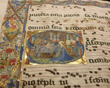 P1130370 Mass music book, late 15th century.
