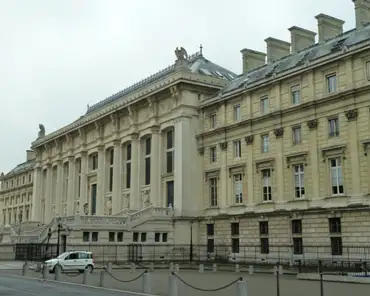 P1080368 Headquarters of the Paris police.