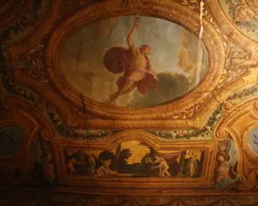IMG_8816 Apartment of Nicolas Fouquet: bedroom. Ceiling depicting Apollo.