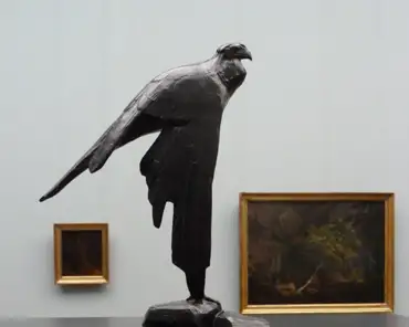 P1180416 Rembrandt Bugatti, Male secretary bird, one wing spread out, 1912.