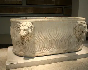 IMG_6311 Sarcophaegus with lions, Roman, 3rd century AD.