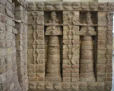 IMG_6236 Facade of the Inanna temple built by the Kassite ruler Kara-indash, Uruk, ca. 1413 BC.