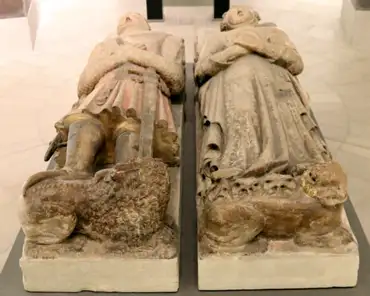 IMG_0107 Tomb statues of a chivalrous couple, mid-14th century, Spain.