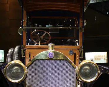 IMG_1608 Benz 20/35 PS Landaulet, 1909, 4 cylinders, 5195 cm3, 35 HP, 75 km/h.