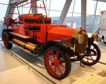 IMG_1646 Benz Feuerwehr-Motorspritze, 1912, 4 cylinders, 8588 cm3, 58 HP, 40 km/h. Around 1910, when gasoline-engined fire-fighting vehicles gradually became...