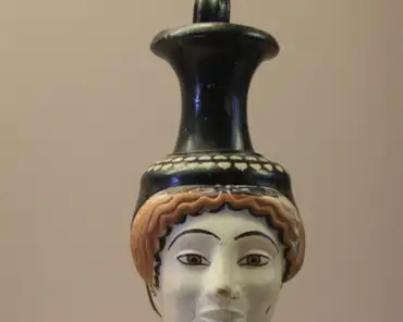 dscf0289 Attic vase in the shape of a female head. Found in a grave (female), 475-450 BC.