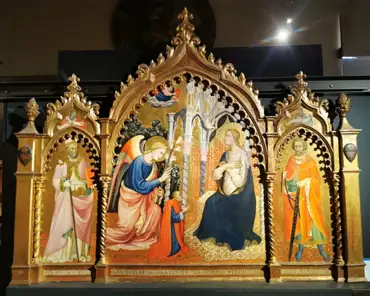 IMG_20230725_154922 Mariotto di Nardo, Annunciation; Rossello di Jacopo Franchi, San Nicola di Bari and San Giuliano, 1414.