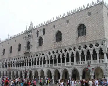 p8230451 The Doge's Palace, Venetian gothic style, current Palace built in the 14th century, partially rebuilt late 16th century. The Doge's palace was the home of the...