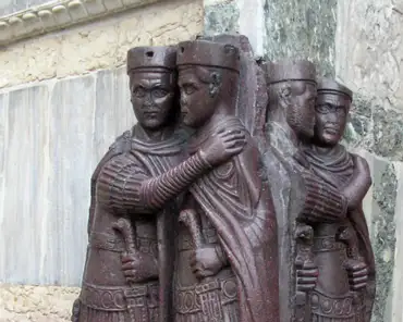 p8230486 Four roman emperors (the Tetrarchs: Diocletian, Maximian, Galerius and Constantius Chlorus). Porphyry sculpture, 4th century, originally in Constantinople...