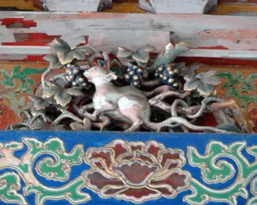 080 Decoration on the five-storey pagoda.