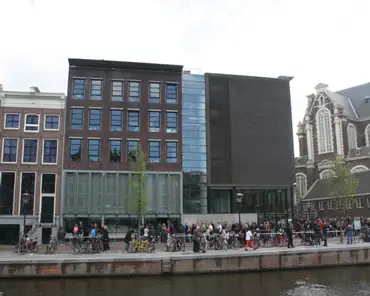 IMG_4385 Anne Frank's house and museum.