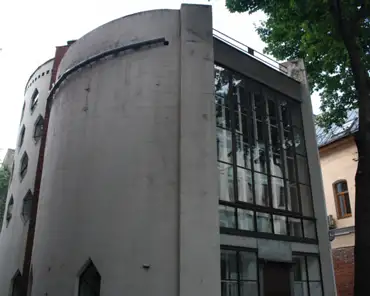 IMG_2606 Konstantin Melnikov experimental house-studio, 1927-1929. Architect Melnikov designed the 2-cylinder house with honeycomb windows.