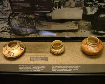 197 Hopi pottery.