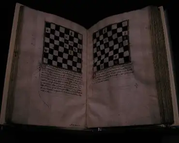 p3100052 Chess problems (French, late 1300s).