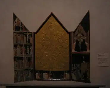 p3100062 The Chiarito tabernacle (Italy, 1340s).