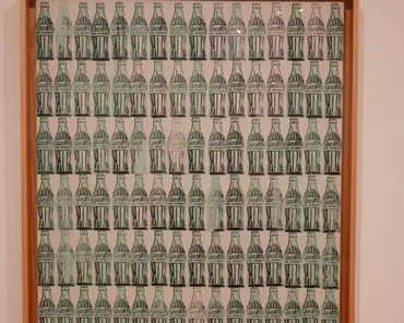 P1150508 Andy Warhol, Green Coca-Cola bottles, 1962.